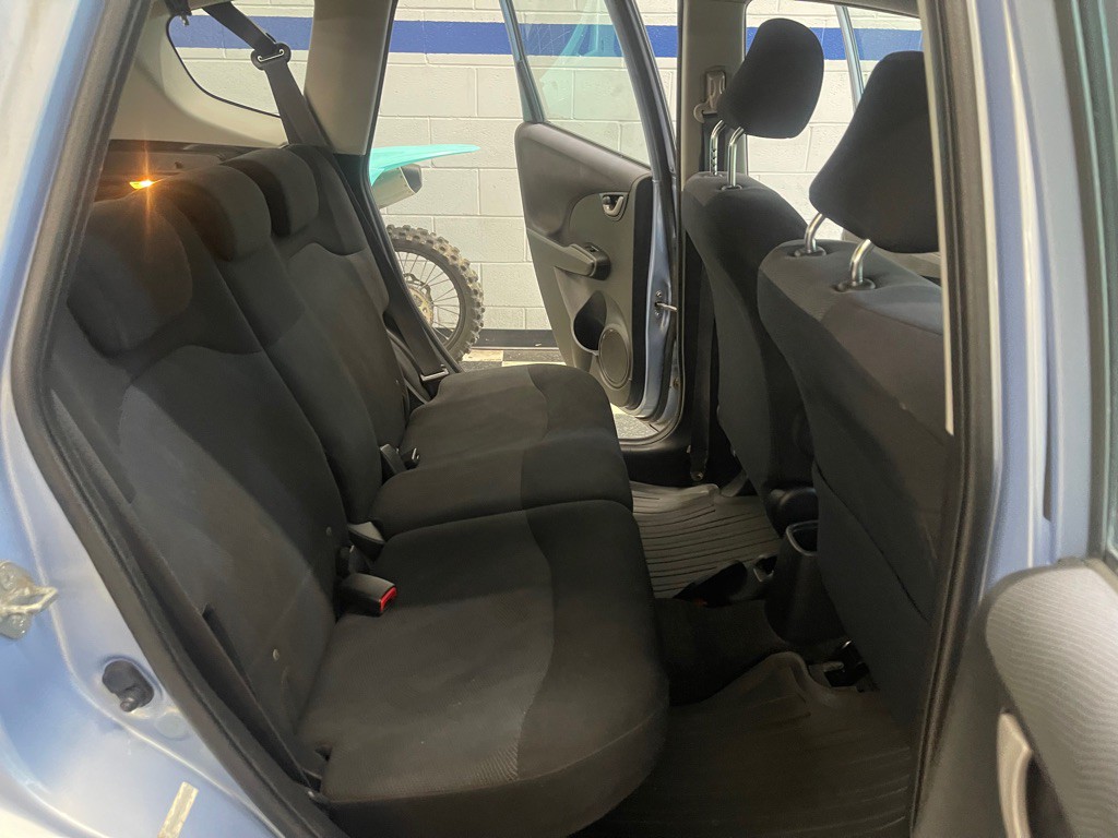 2010 Honda Fit Image 45