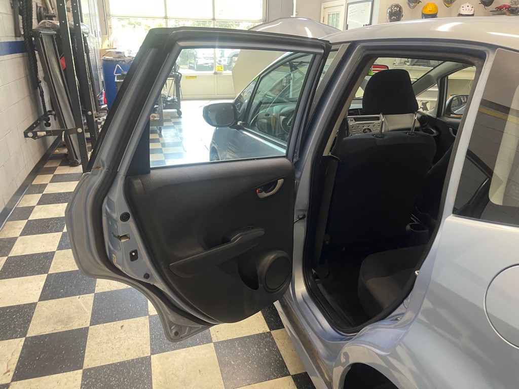 2010 Honda Fit Image 48