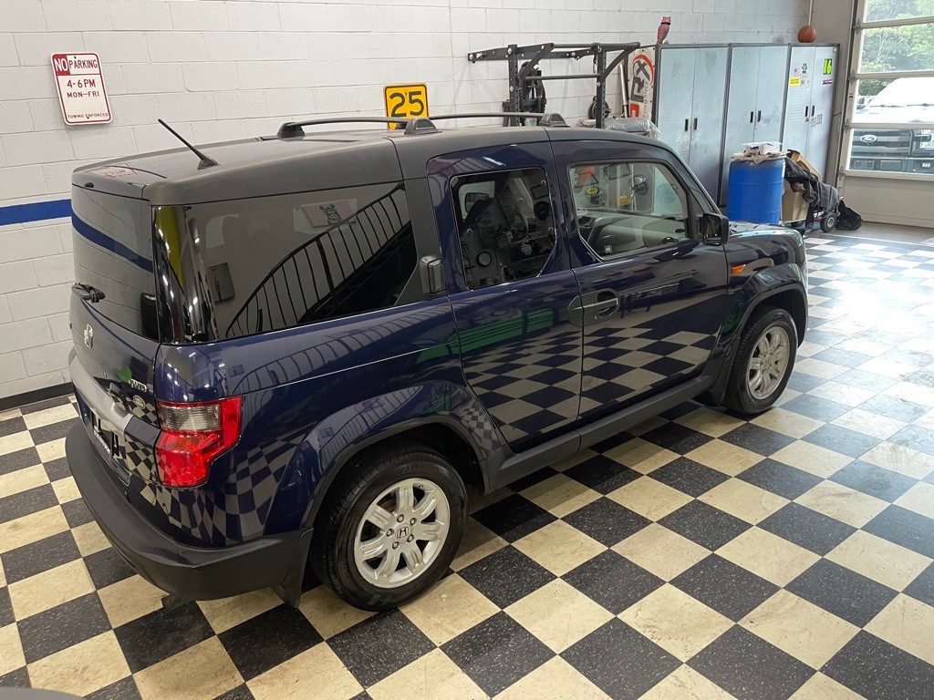 2010 Honda Element Image 18