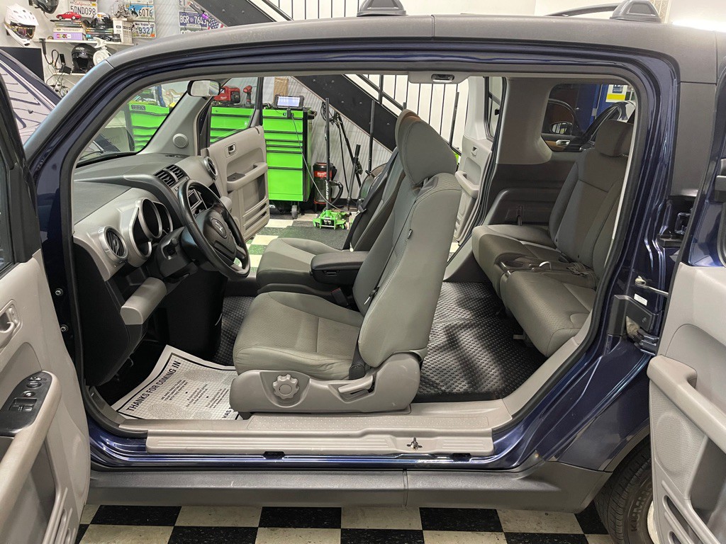2010 Honda Element Image 25