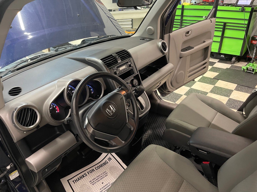 2010 Honda Element Image 31