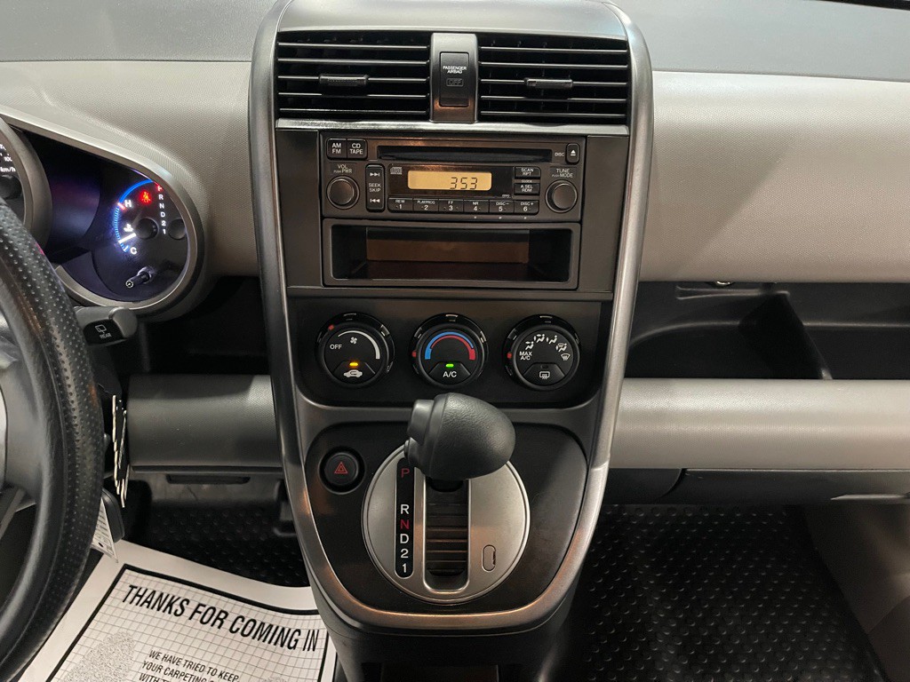 2010 Honda Element Image 38