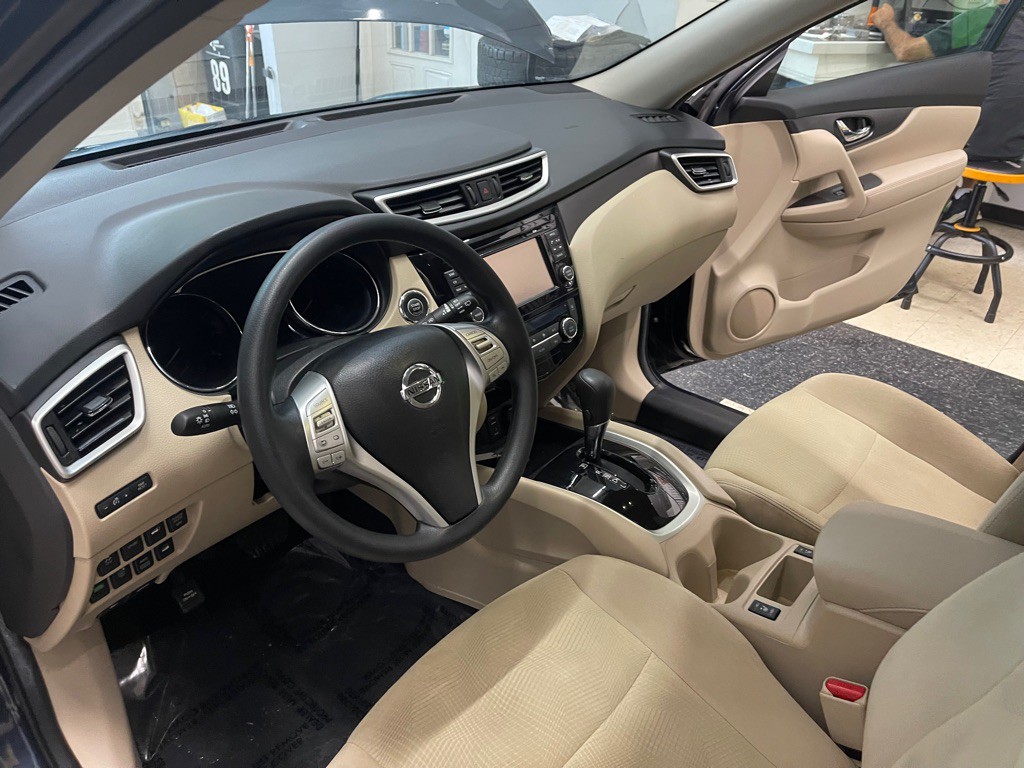 2016 Nissan Rogue Image 26