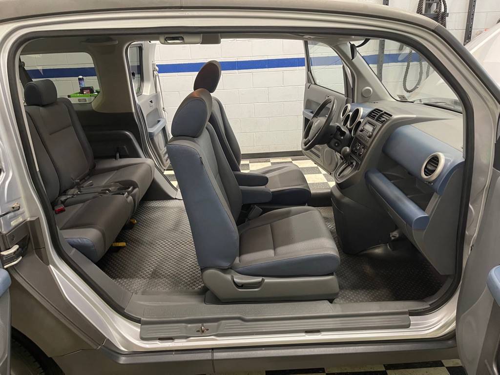 2005 Honda Element Image 39