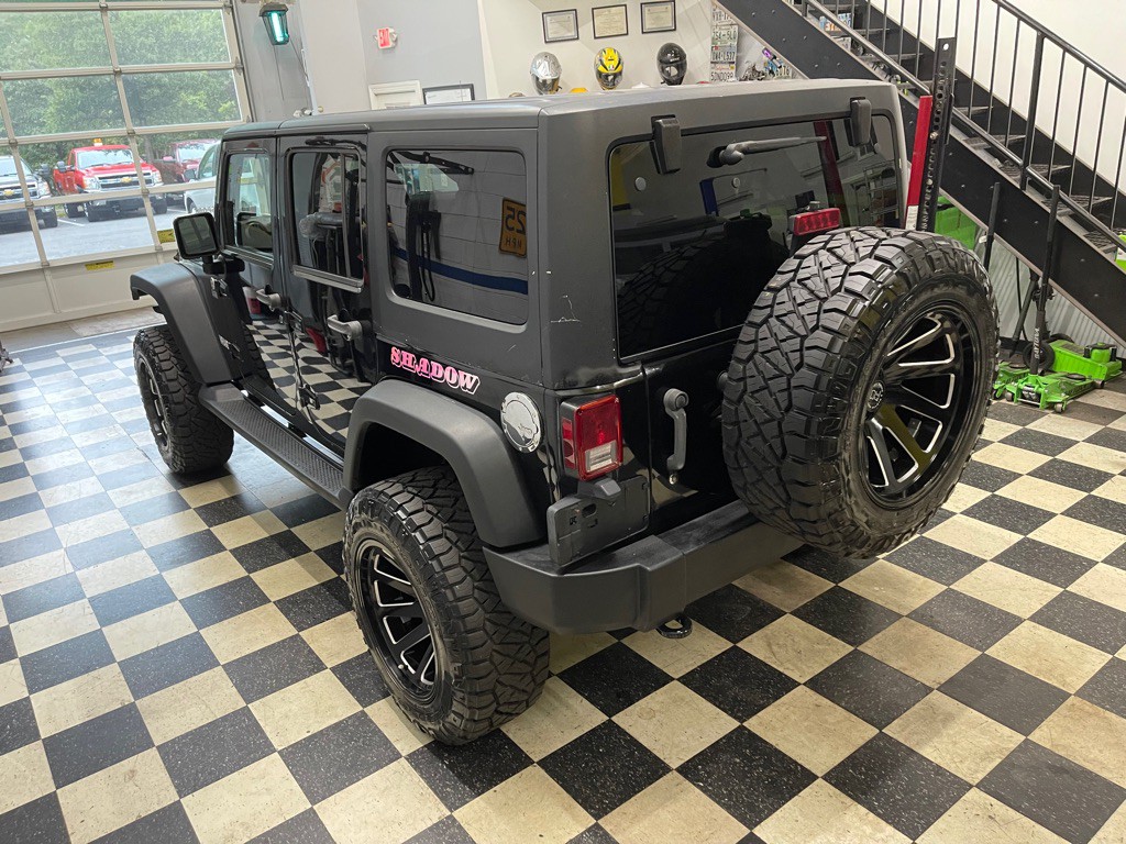 2011 Jeep Wrangler Unlimited Image 13