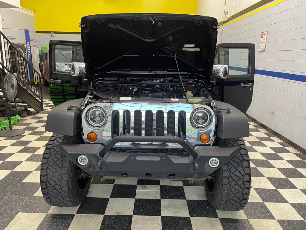 2011 Jeep Wrangler Unlimited Image 37