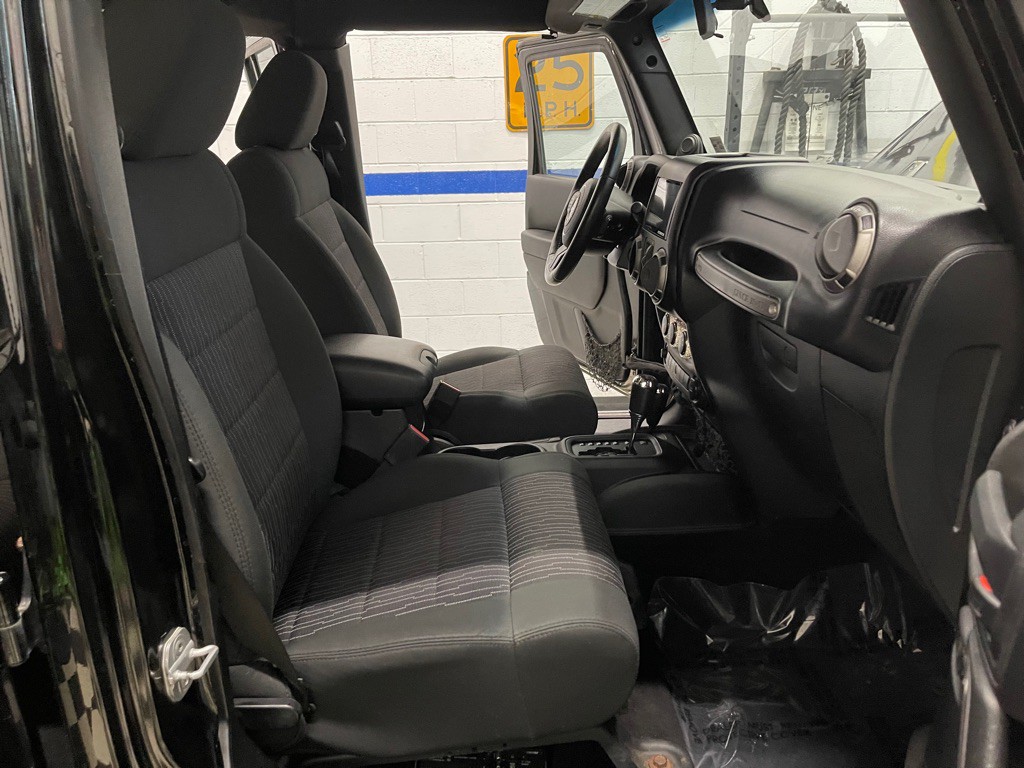 2011 Jeep Wrangler Unlimited Image 68