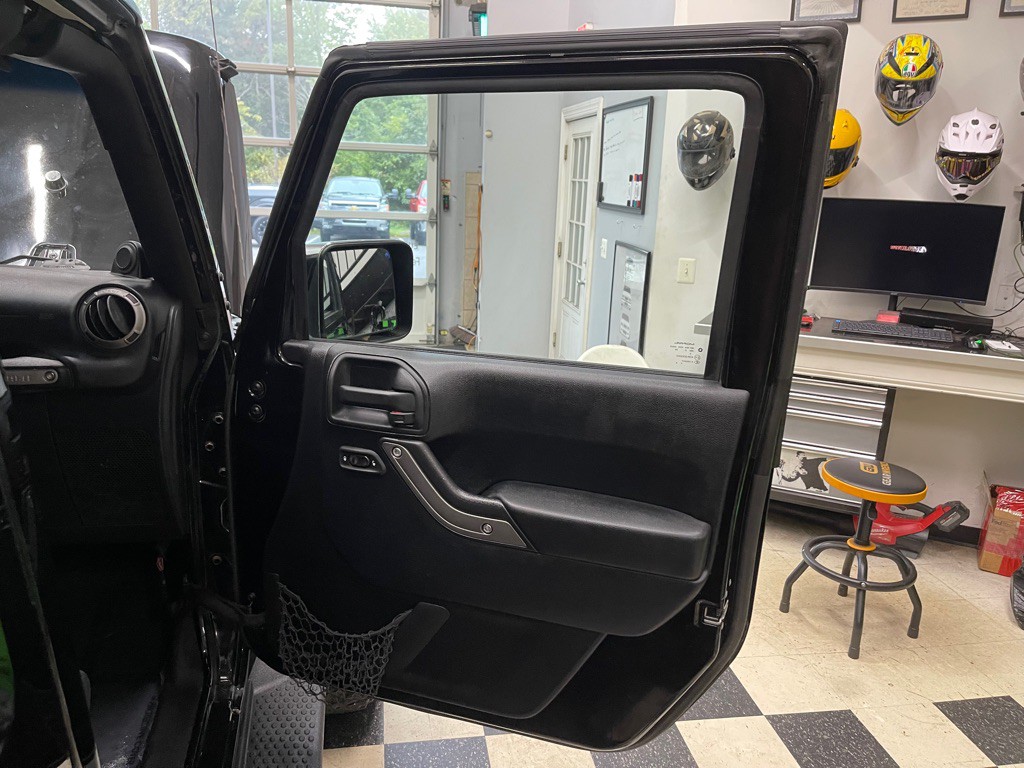 2011 Jeep Wrangler Unlimited Image 74
