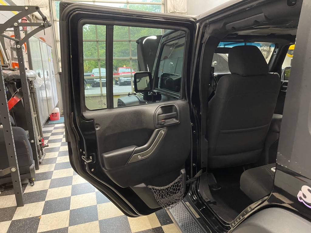 2011 Jeep Wrangler Unlimited Image 83