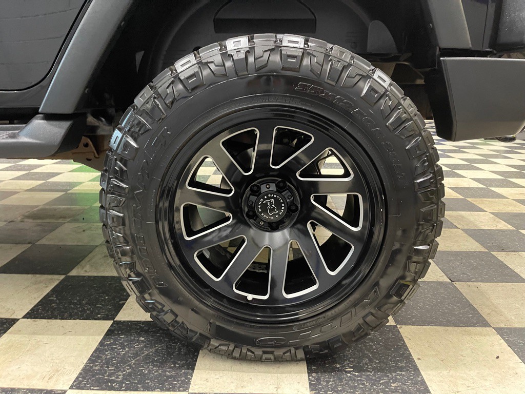 2011 Jeep Wrangler Unlimited Image 140