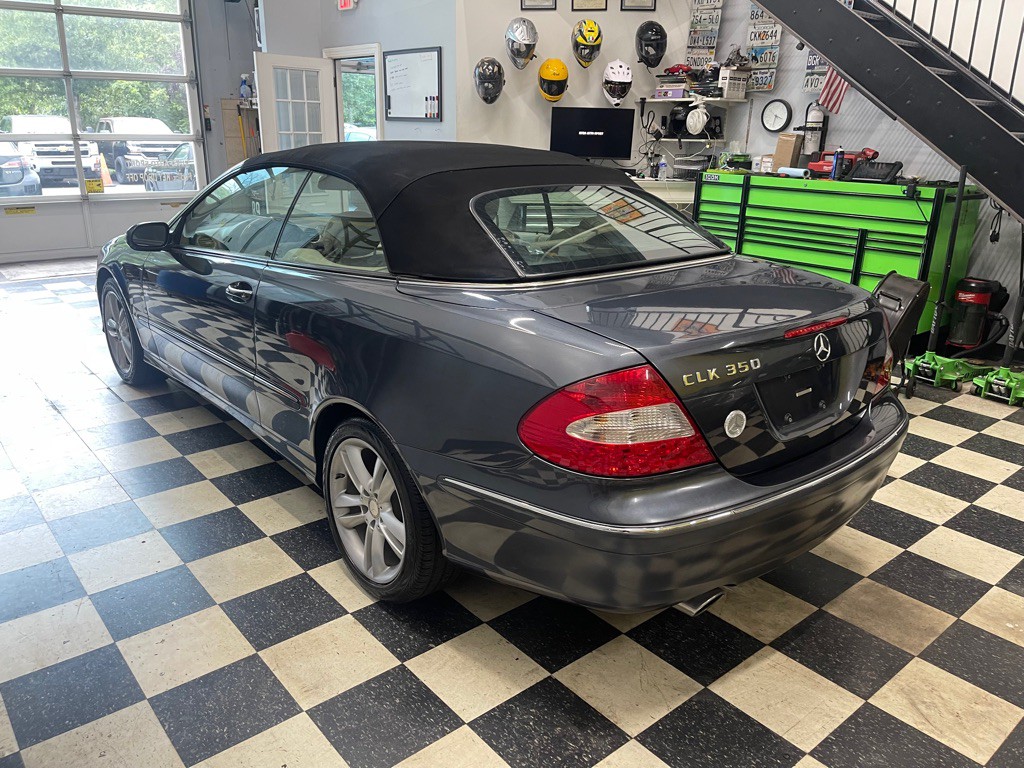 2008 Mercedes-Benz CLK-Class Image 8