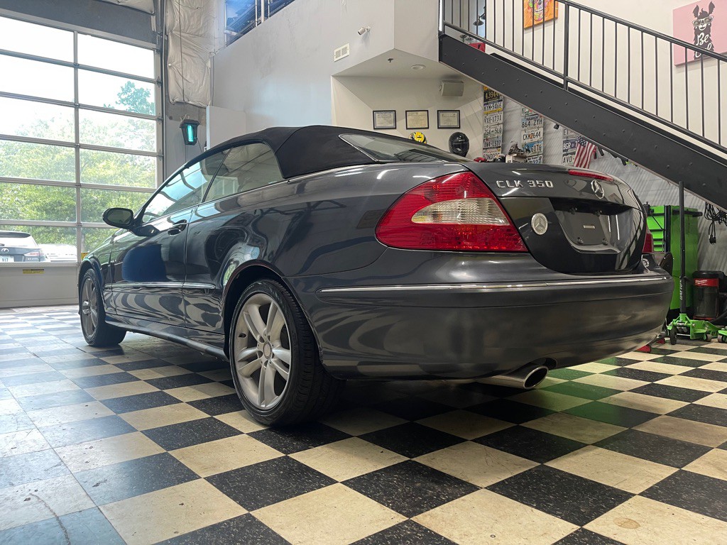 2008 Mercedes-Benz CLK-Class Image 9