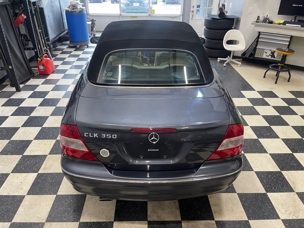 2008 Mercedes-Benz CLK-Class Image 10