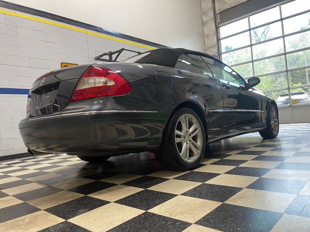 2008 Mercedes-Benz CLK-Class Image 15
