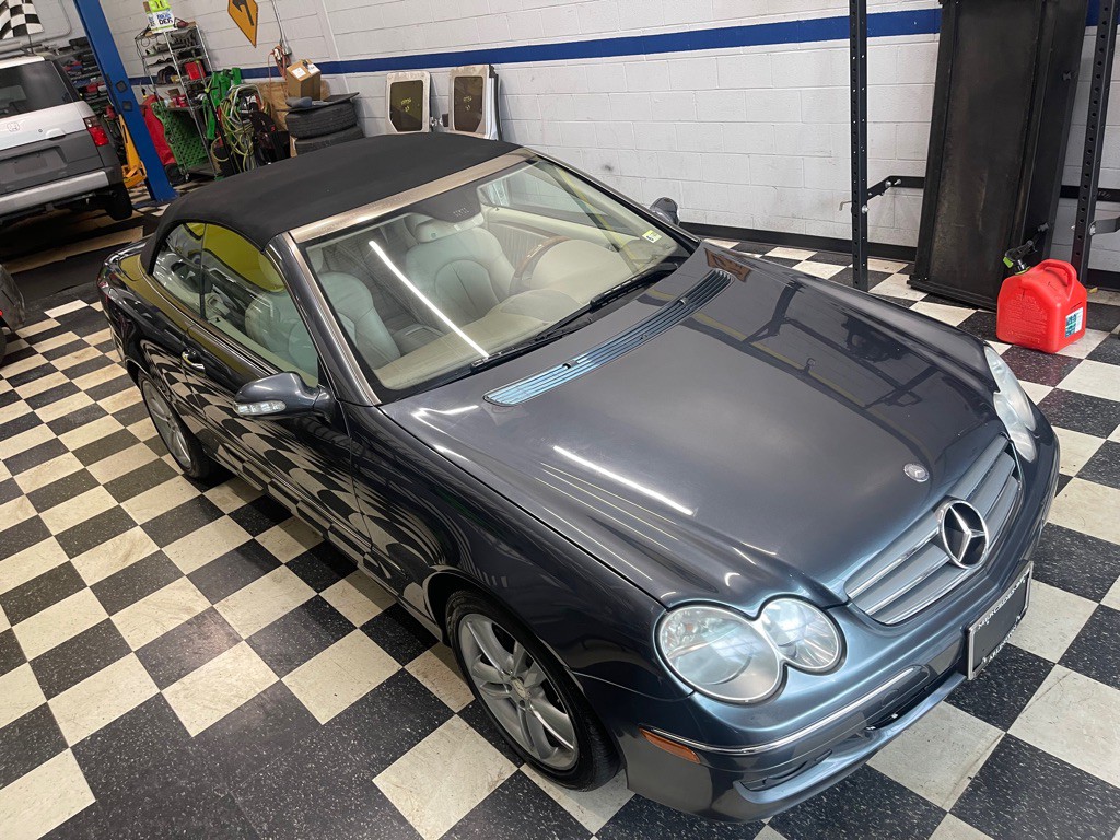 2008 Mercedes-Benz CLK-Class Image 16