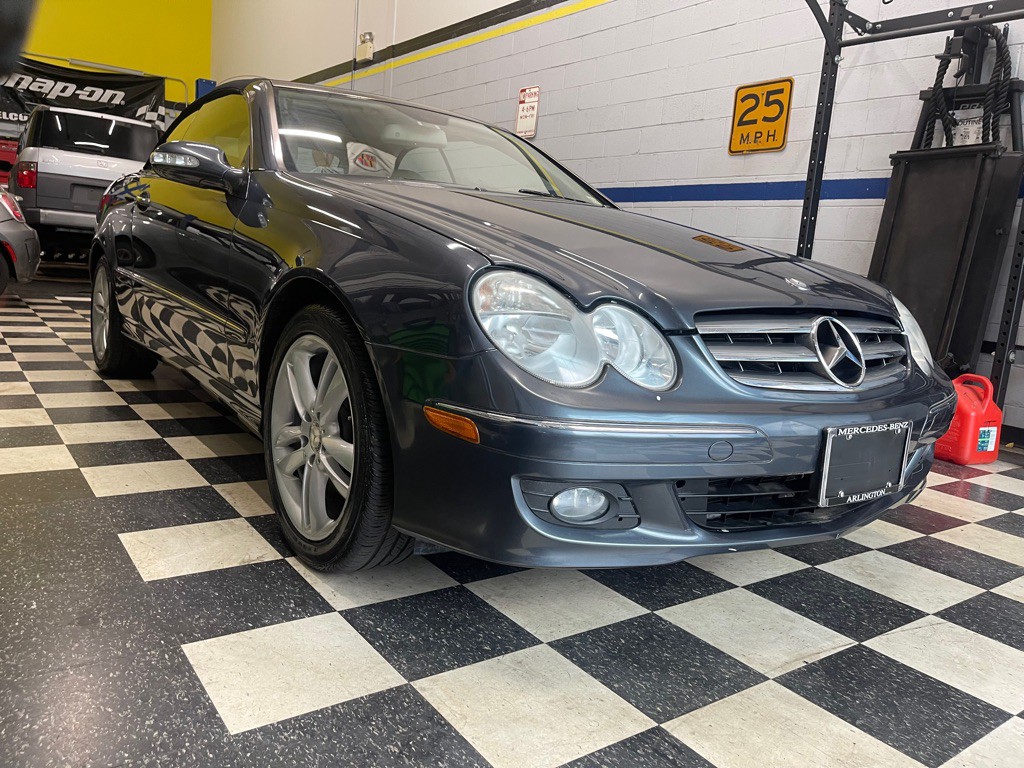 2008 Mercedes-Benz CLK-Class Image 18