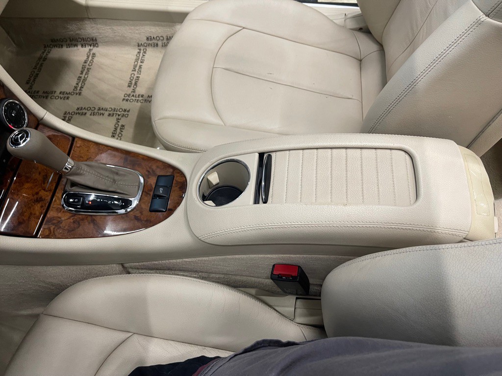 2008 Mercedes-Benz CLK-Class Image 33