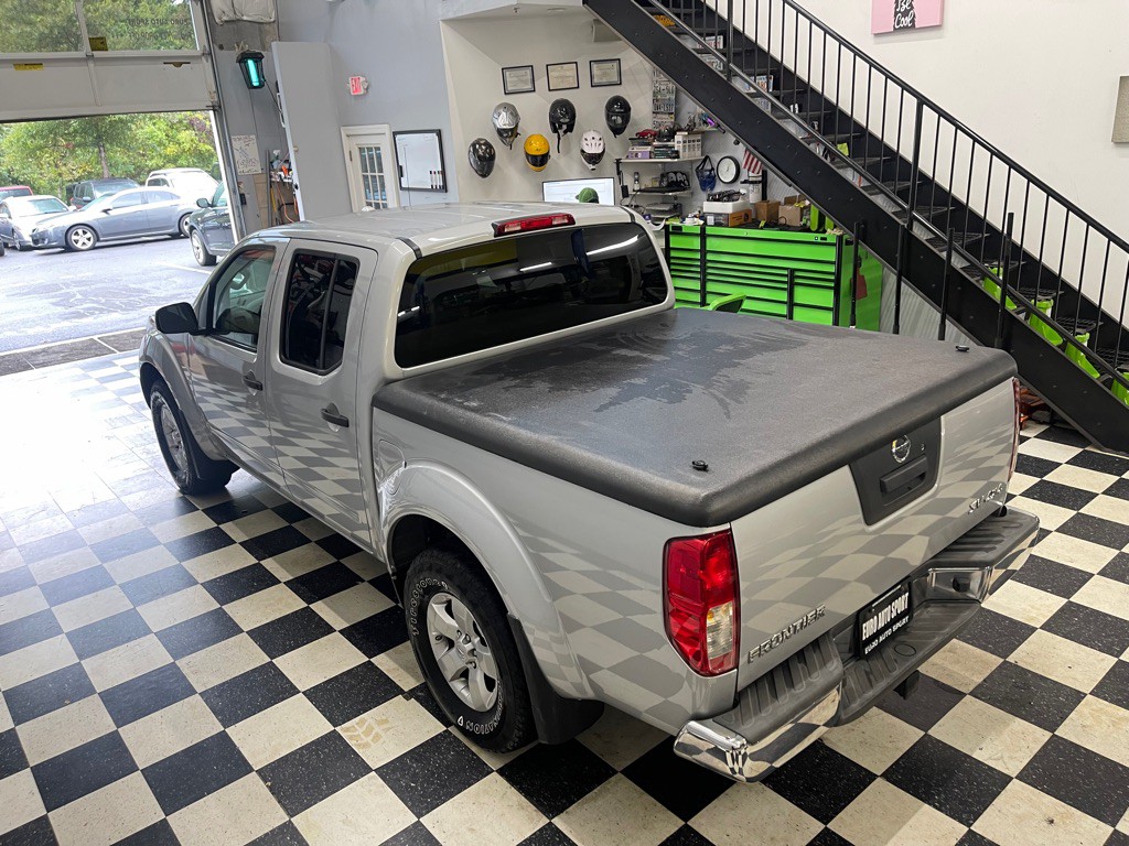 2013 Nissan Frontier Image 9