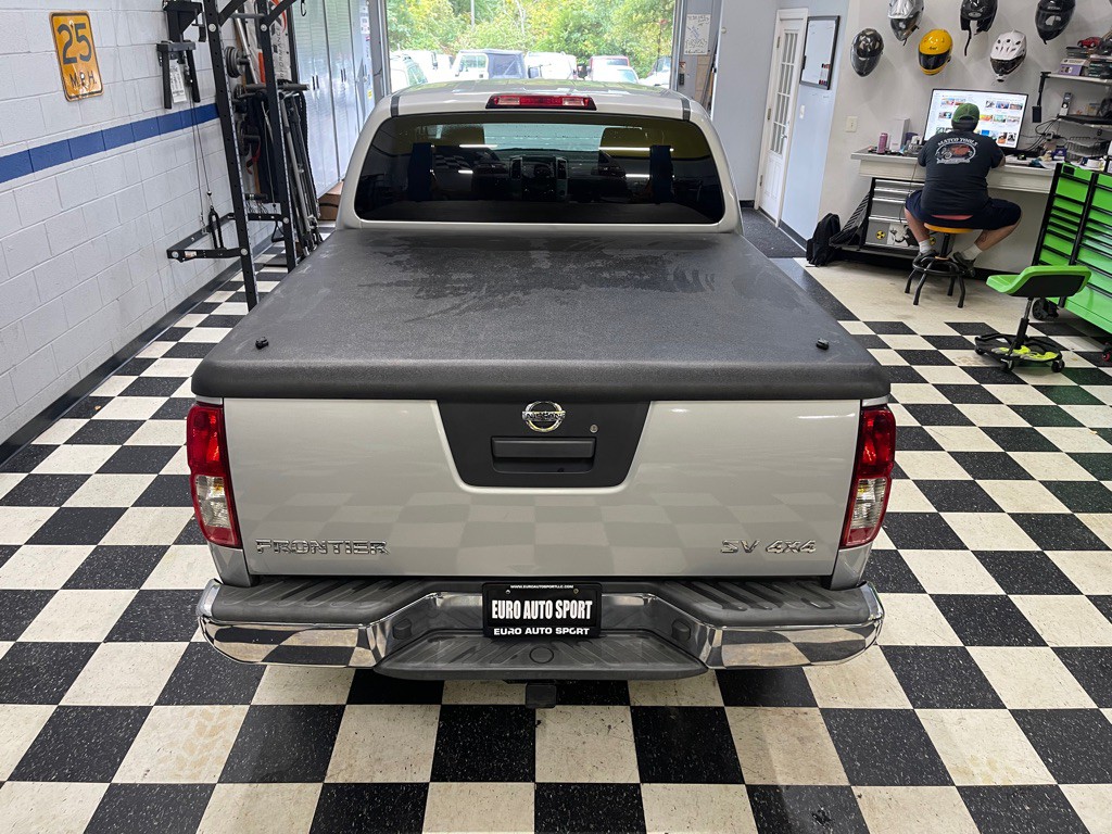 2013 Nissan Frontier Image 11