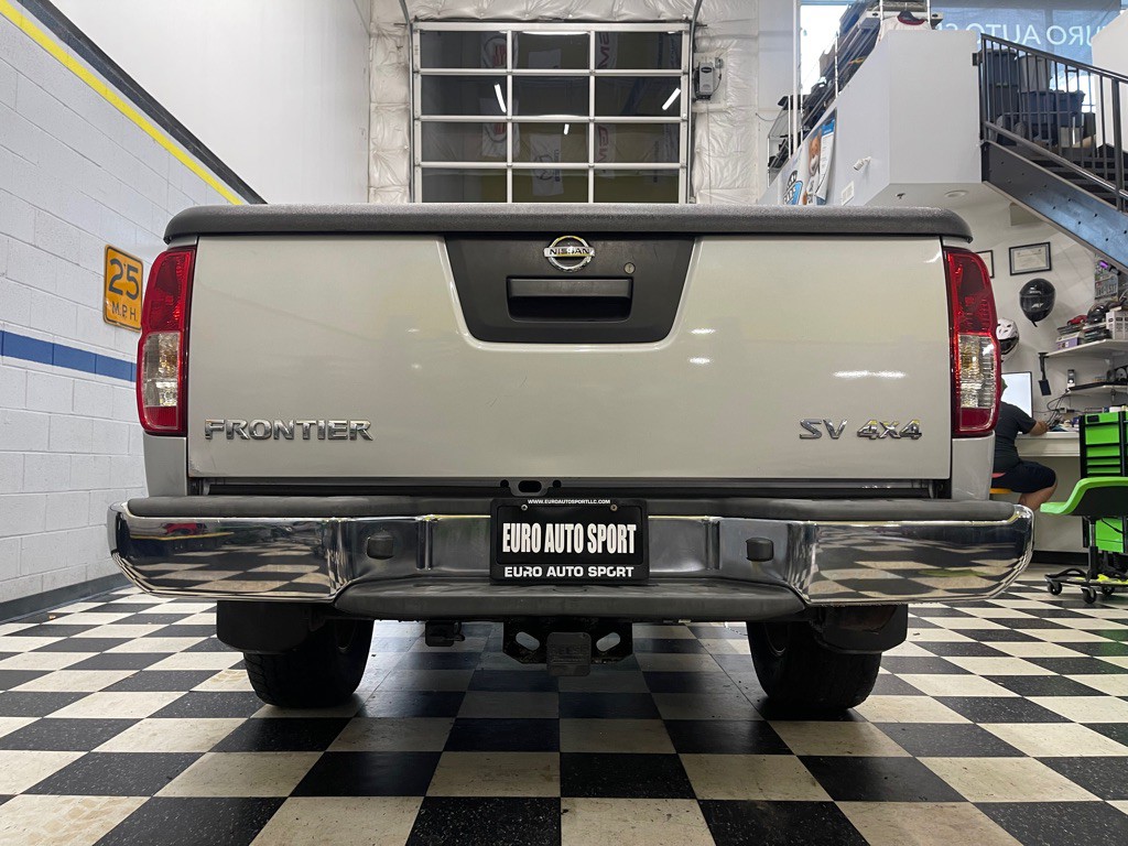 2013 Nissan Frontier Image 12