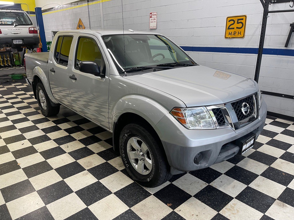 2013 Nissan Frontier Image 17