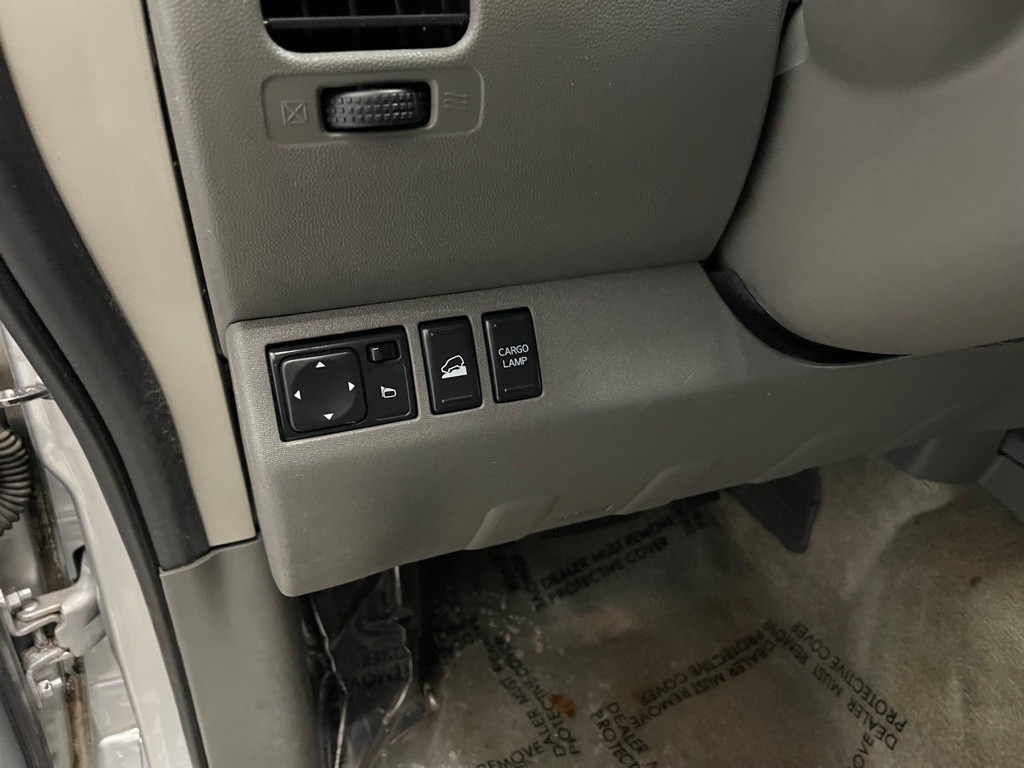 2013 Nissan Frontier Image 26