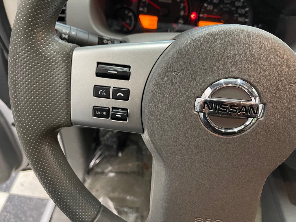 2013 Nissan Frontier Image 29