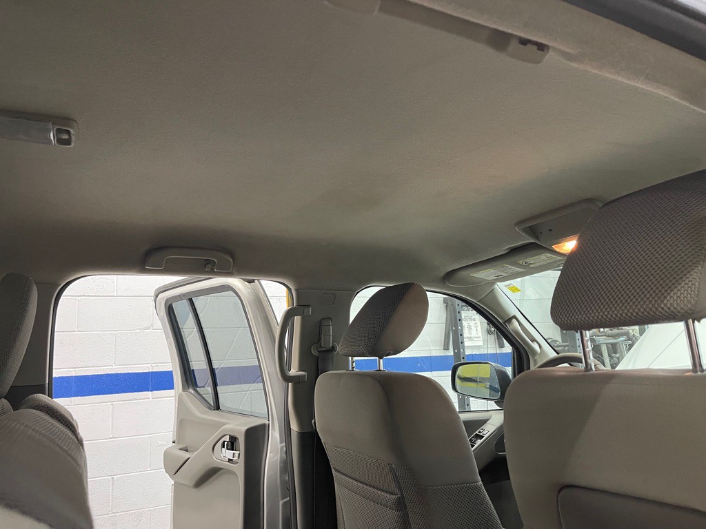 2013 Nissan Frontier Image 49