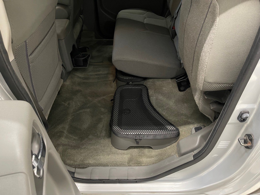 2013 Nissan Frontier Image 50