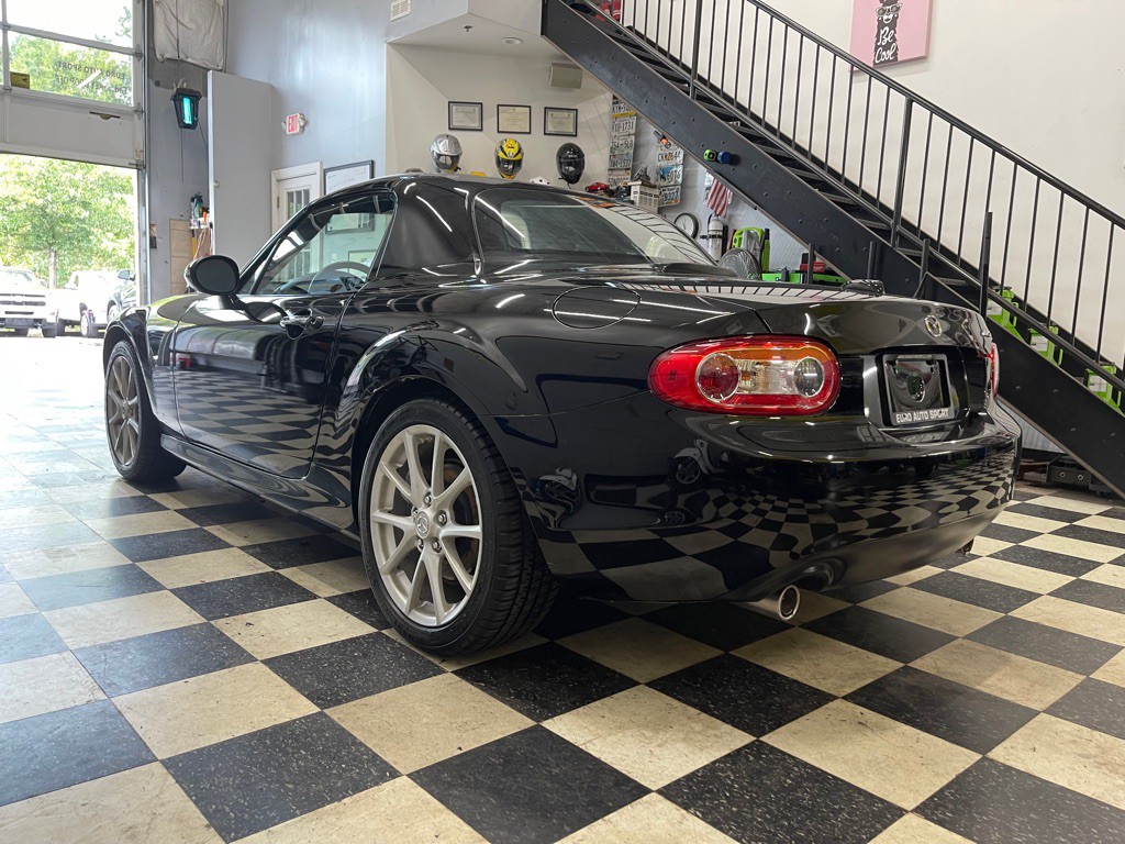 2011 Mazda MX-5 Miata Image 9