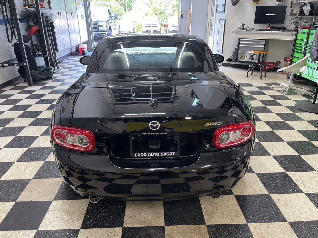 2011 Mazda MX-5 Miata Image 11