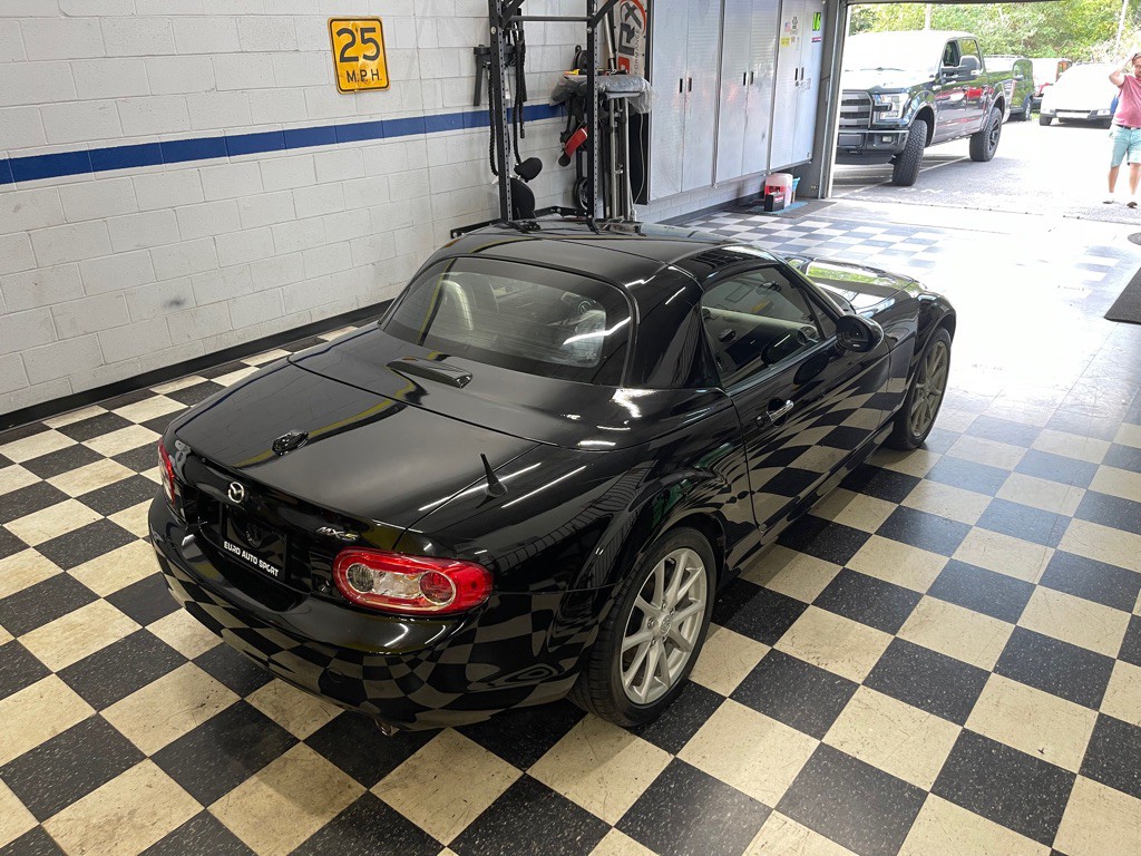 2011 Mazda MX-5 Miata Image 13