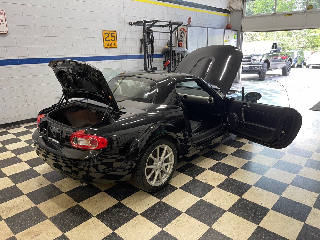 2011 Mazda MX-5 Miata Image 20
