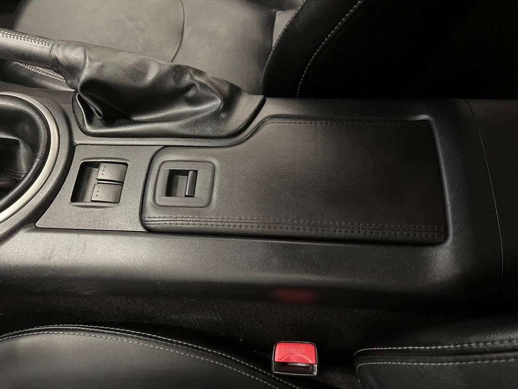 2011 Mazda MX-5 Miata Image 35