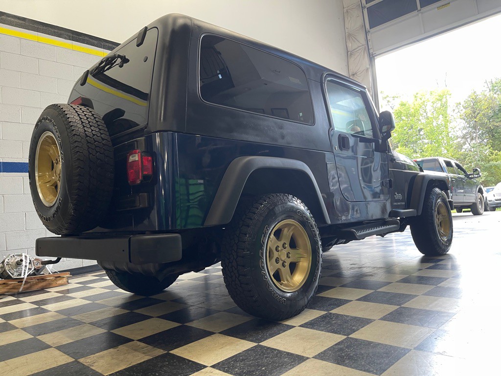 2004 Jeep Wrangler Image 15