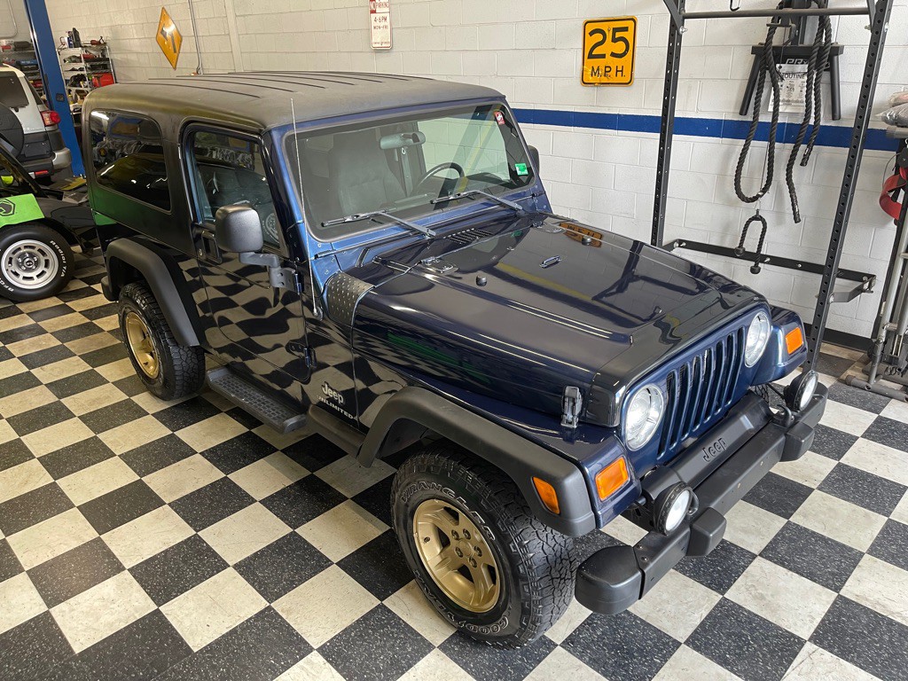 2004 Jeep Wrangler Image 16
