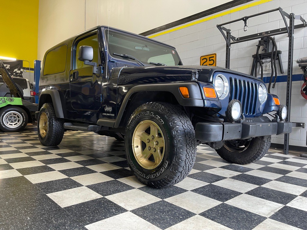 2004 Jeep Wrangler Image 18