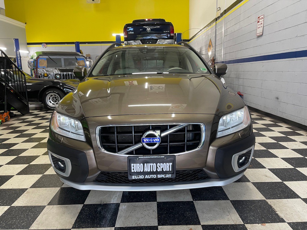 2013 Volvo XC70 Image 3