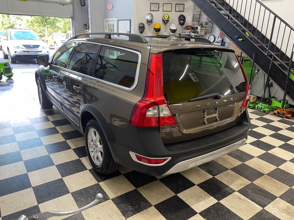 2013 Volvo XC70 Image 7
