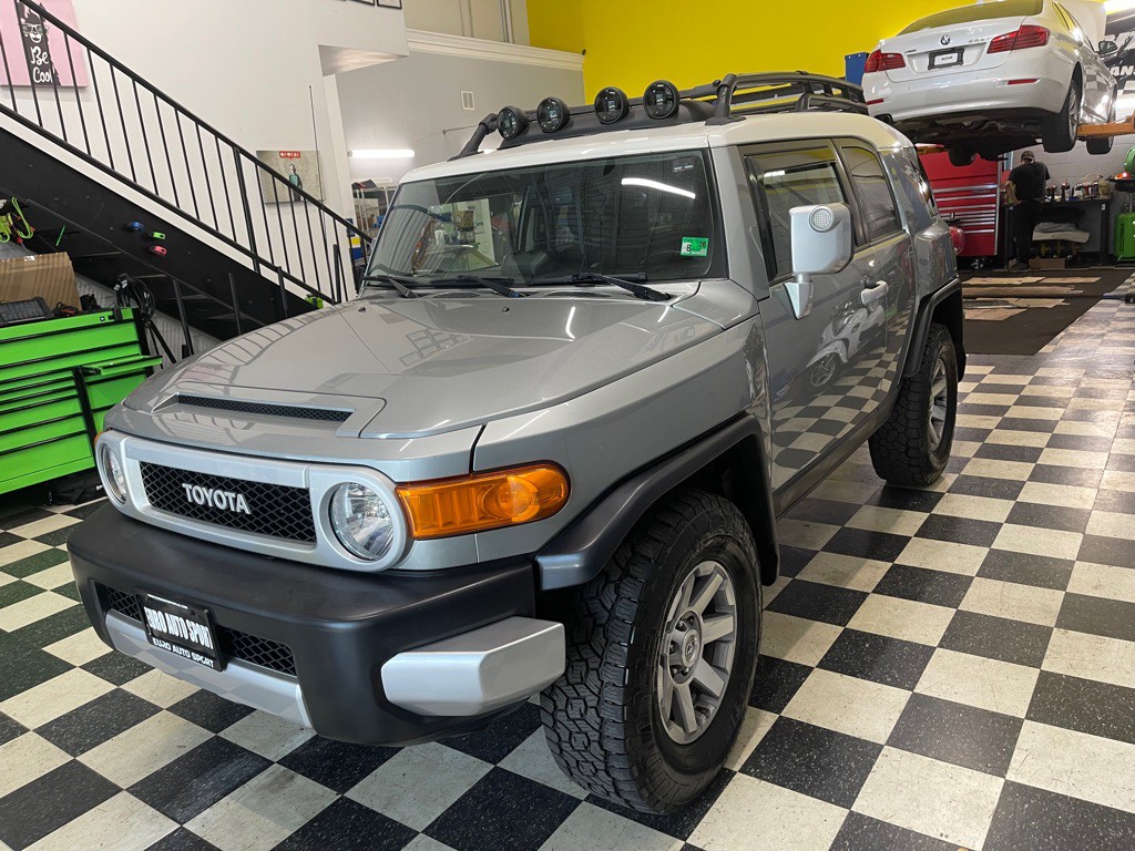 2010 Toyota FJ Cruiser Image 6