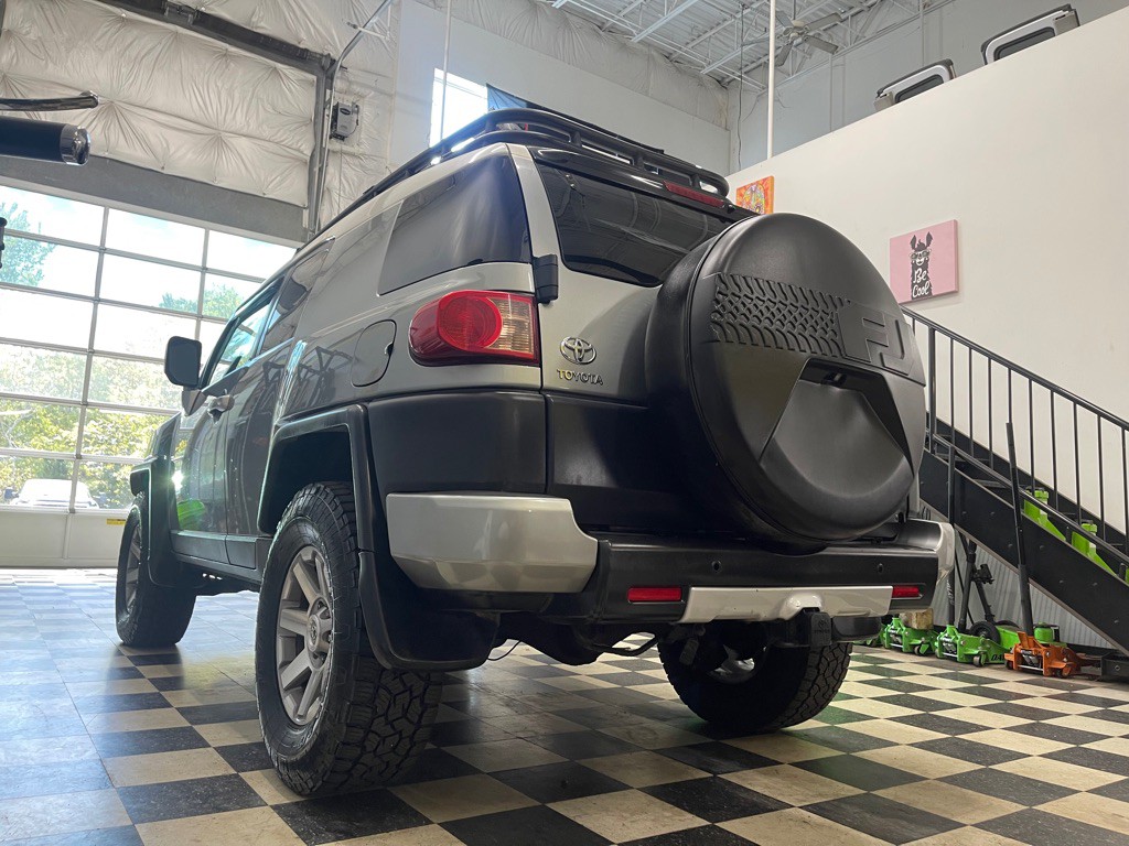 2010 Toyota FJ Cruiser Image 10
