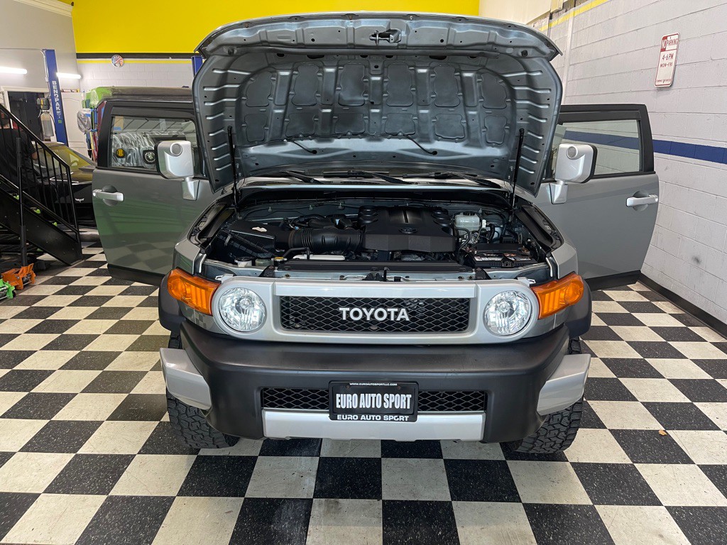 2010 Toyota FJ Cruiser Image 20