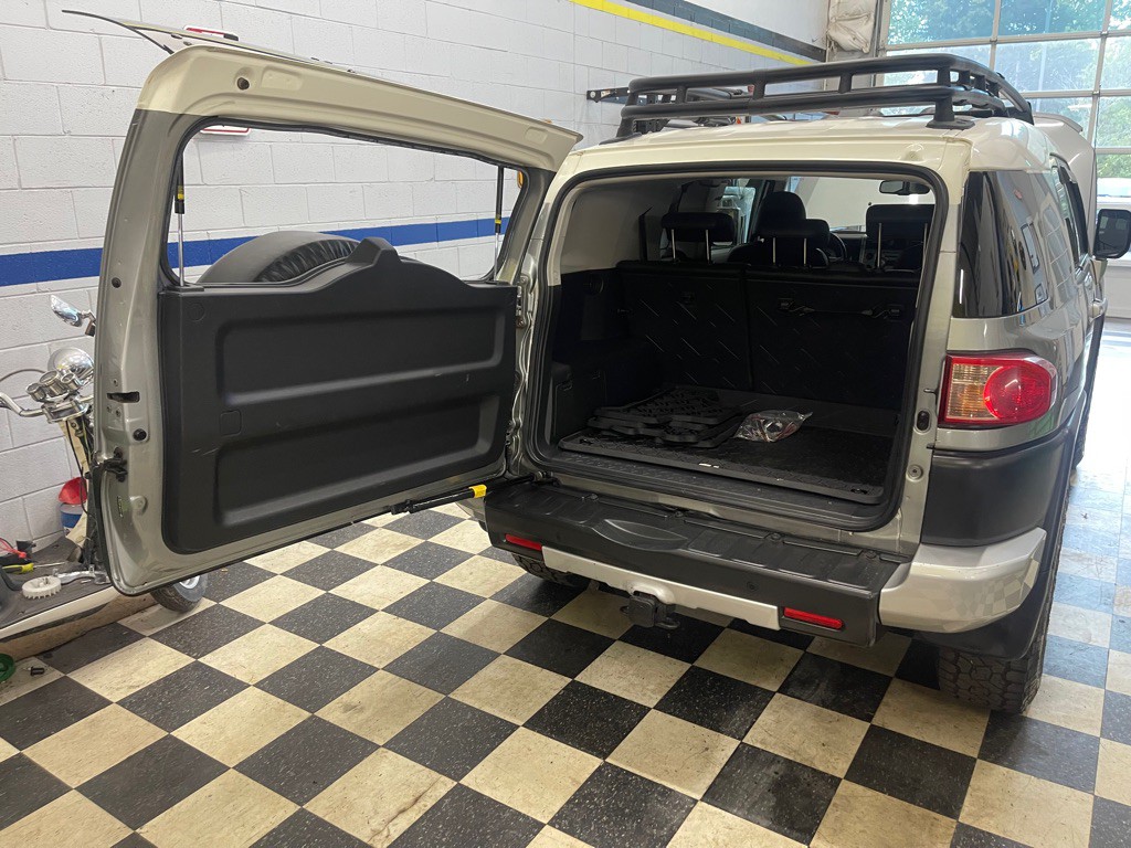 2010 Toyota FJ Cruiser Image 60
