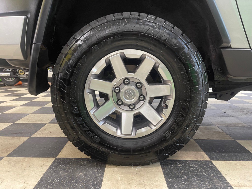 2010 Toyota FJ Cruiser Image 91