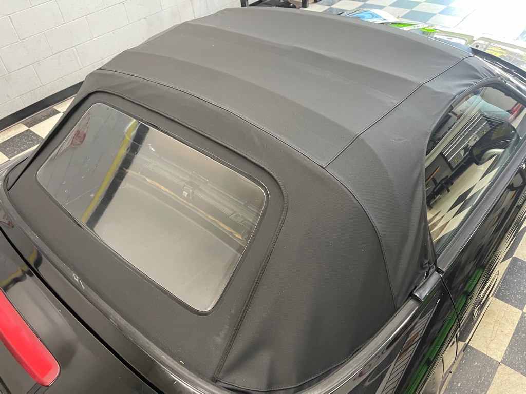 2002 Toyota MR2 Image 20
