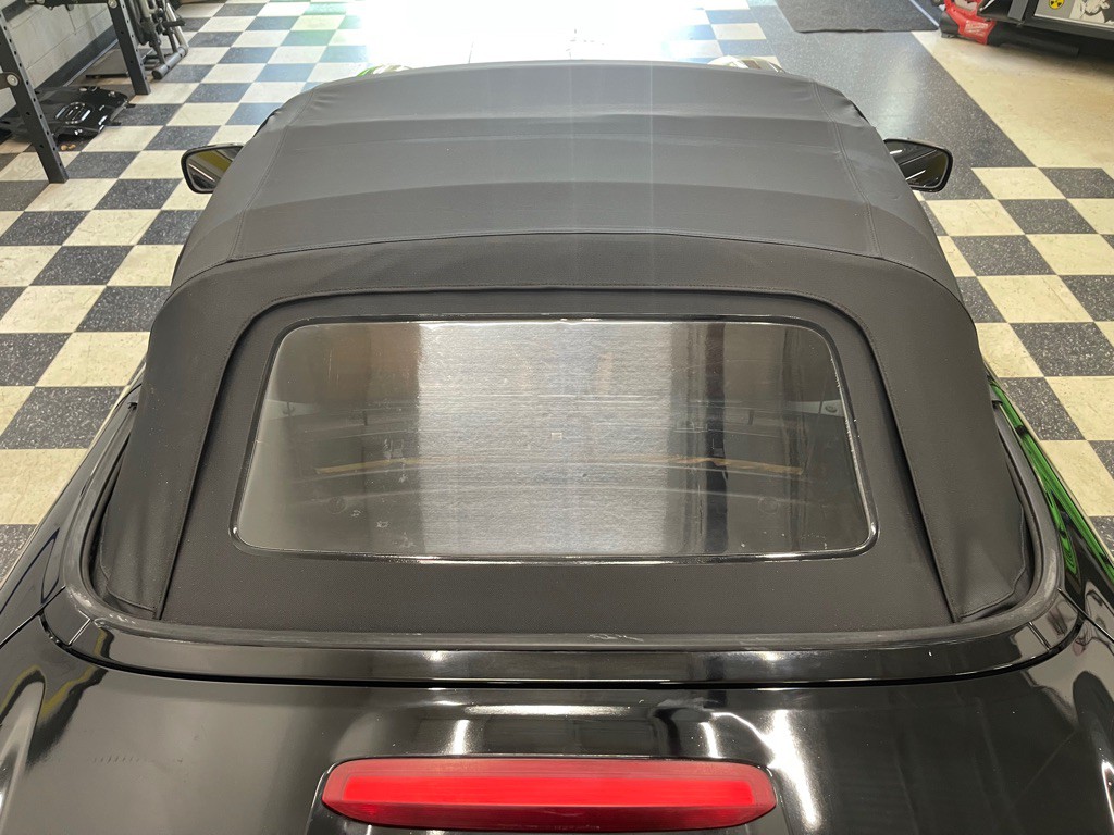 2002 Toyota MR2 Image 21