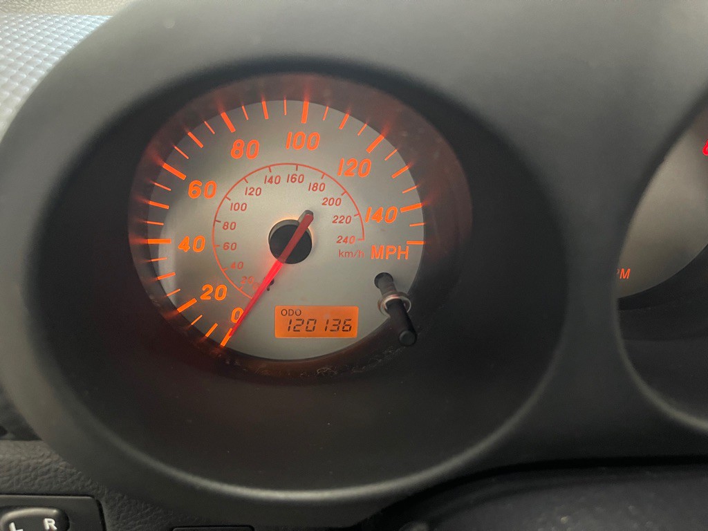 2002 Toyota MR2 Image 39