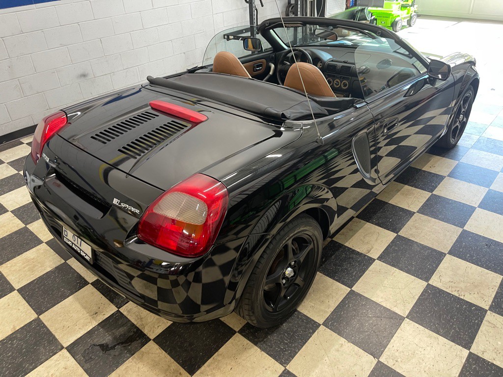 2002 Toyota MR2 Image 87