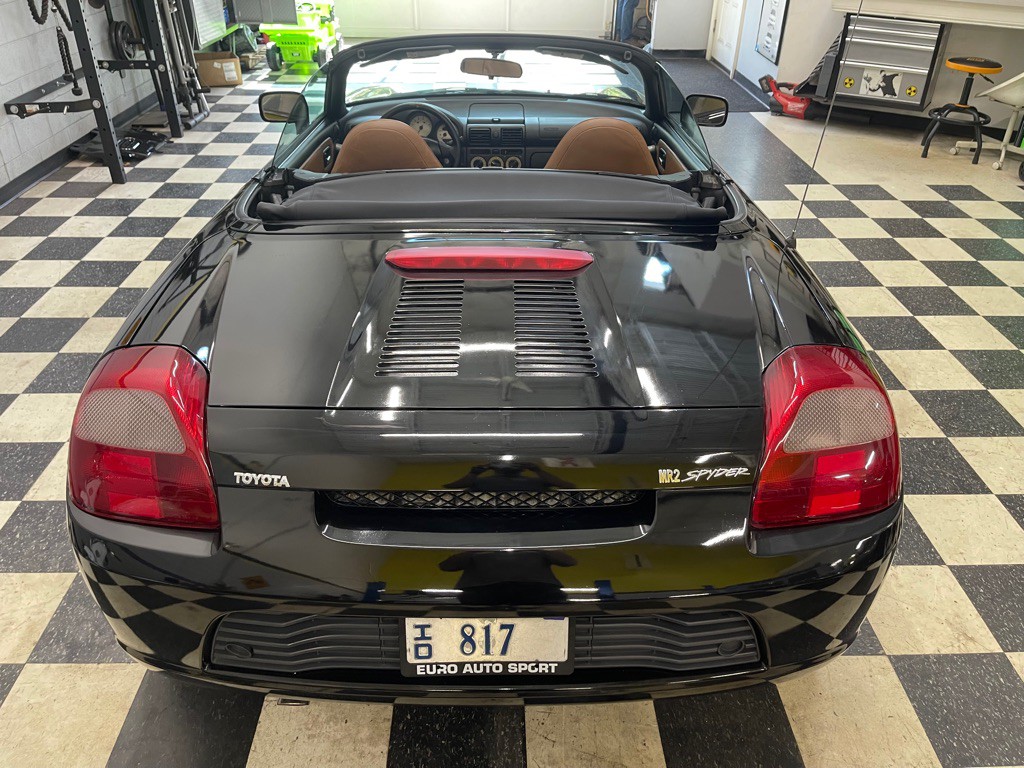 2002 Toyota MR2 Image 88