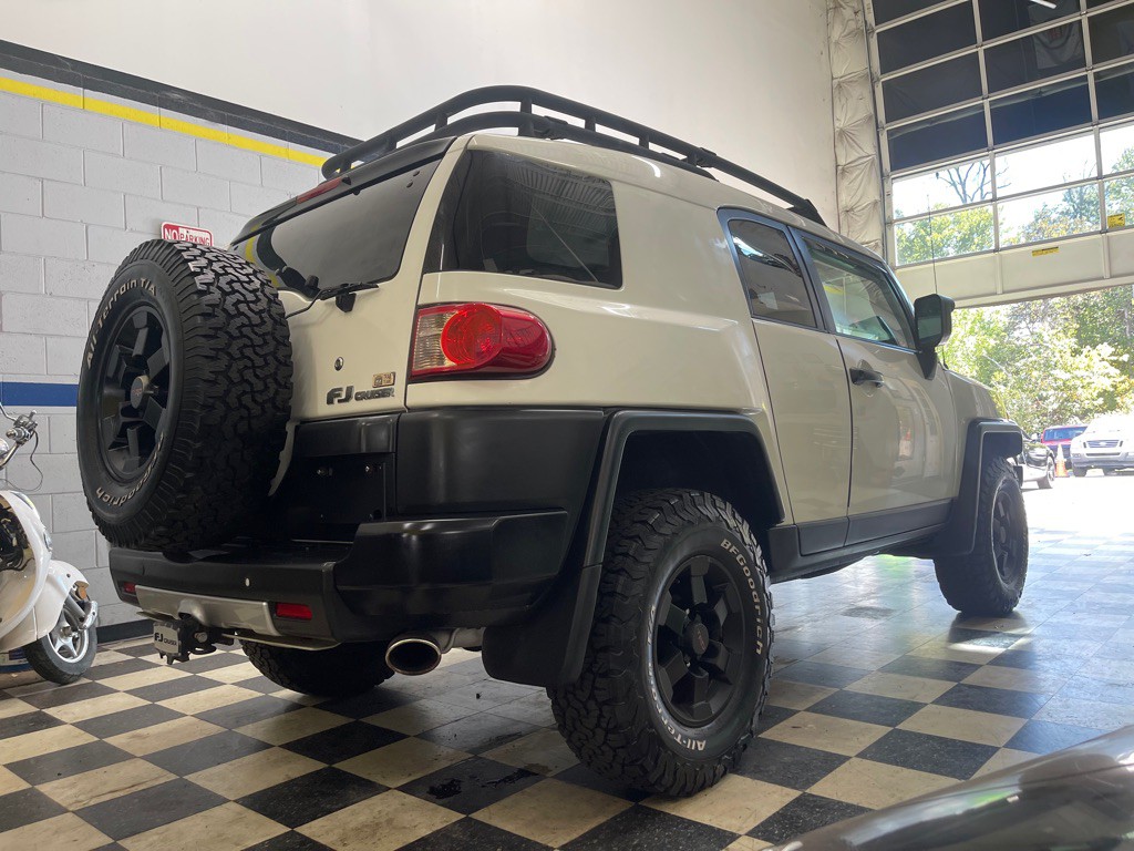 2008 Toyota FJ Cruiser Image 16